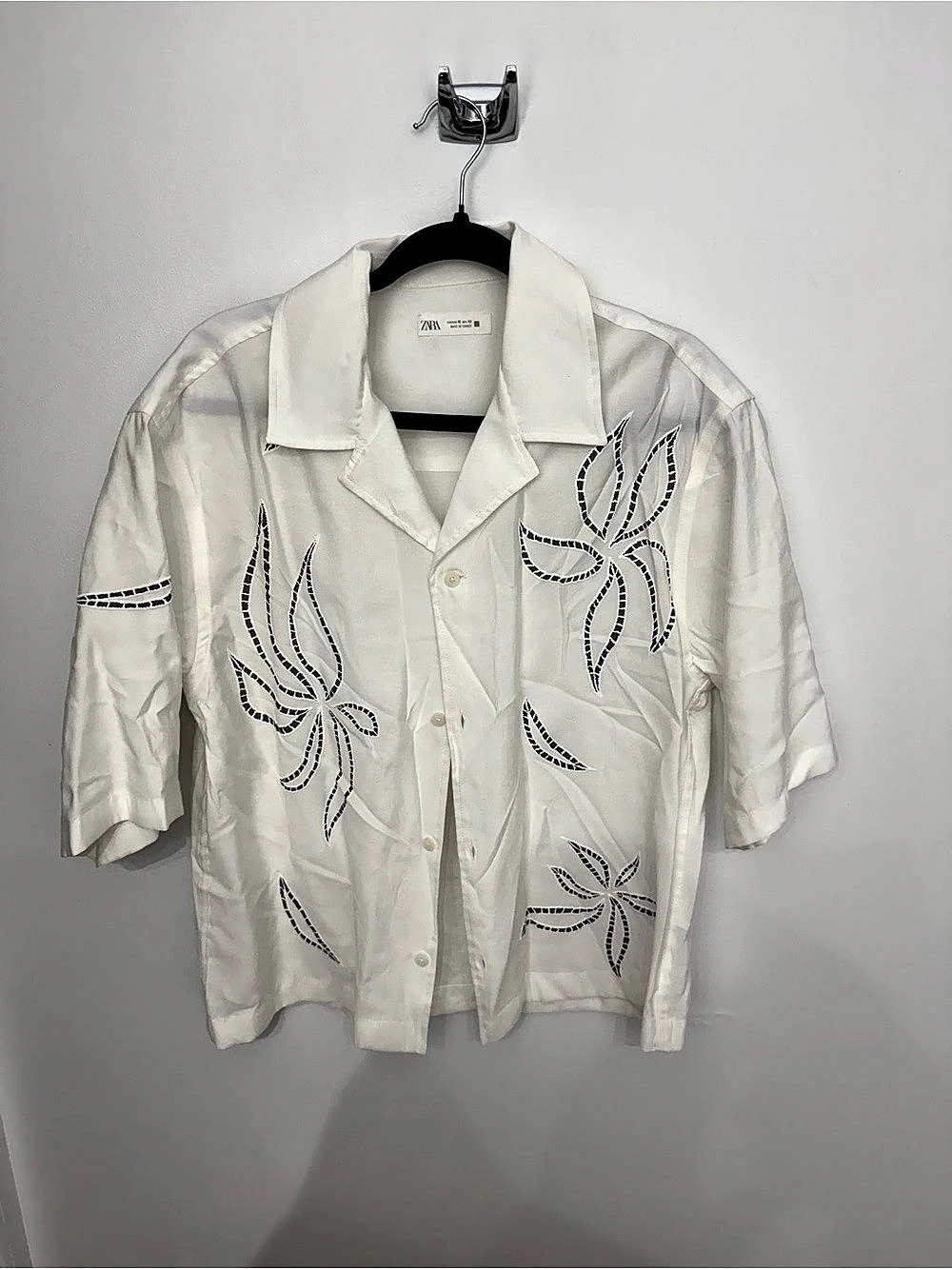 Zara Relaxed Fit Shirt with Combined Embroidery and Print Floral Embroidered